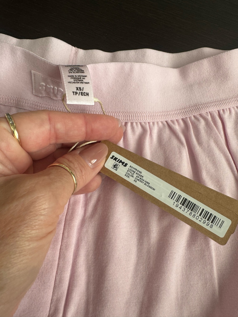 (NWT) Skims Loose Boyfriend Shorts XS 🌸 - Picture 3 of 4